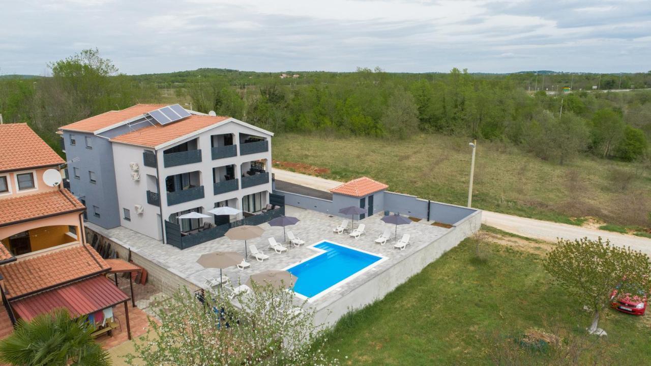 Apartmani Natalija Porec Luaran gambar