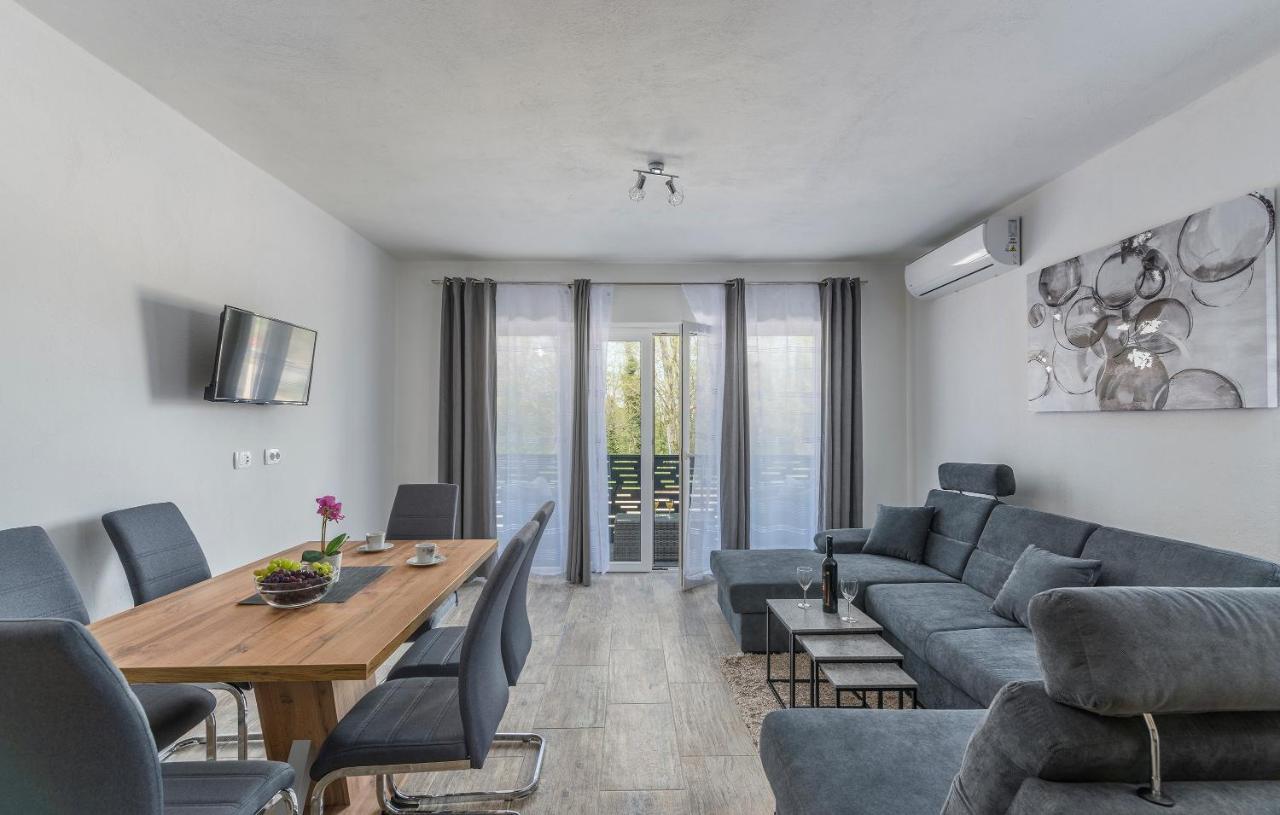 Apartmani Natalija Porec Luaran gambar