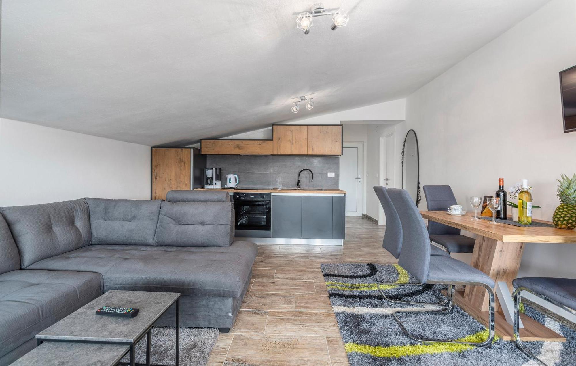 Apartmani Natalija Porec Bilik gambar